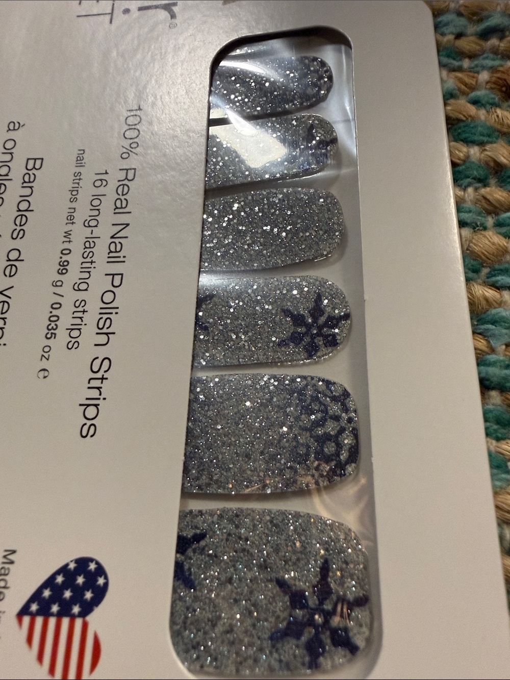 🌸Color Street Silver Glitter Press-On Nail Strips with Navy Snowflake WINTER